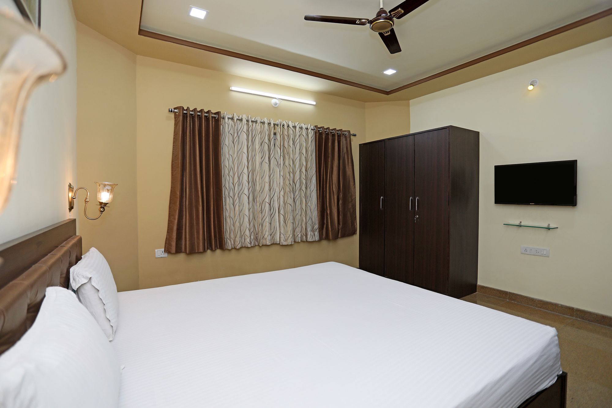 Oyo 9428 Hill View Room Goverdhan Vilas 烏代浦 外观 照片